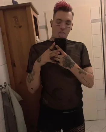 OnlyFans cuenta maikiii_offiziell avatar 1