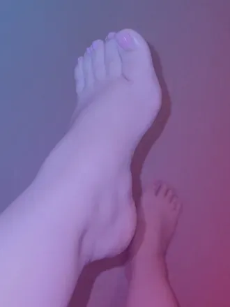 OnlyFans cuenta prettysmallfeet18 avatar 1
