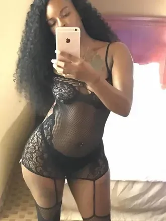 OnlyFans cuenta moccaangelfukmeworldxxx avatar 1