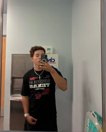 OnlyFans cuenta gerardo19 header 2