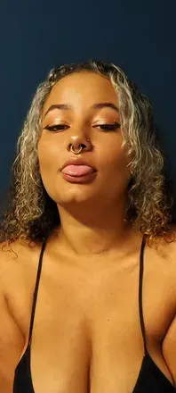 OnlyFans cuenta juliestrip avatar 1