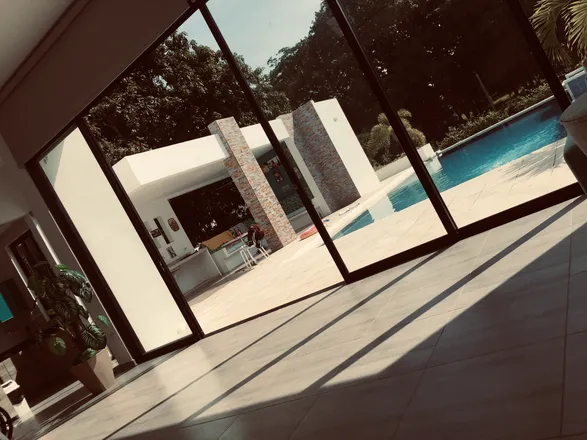 OnlyFans cuenta anicuevas header 2