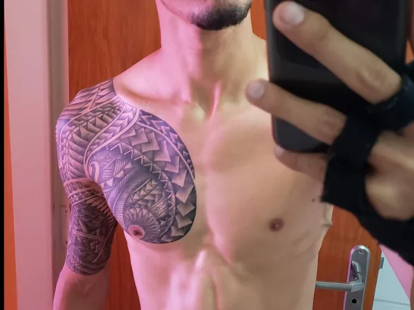 OnlyFans cuenta jhoe669 header 2