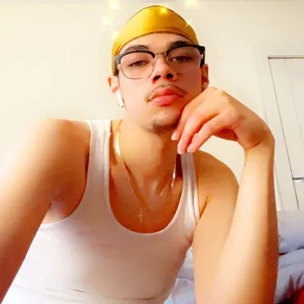 OnlyFans account  yeaitsed header 2