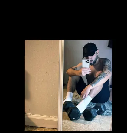 OnlyFans cuenta u105122738 header 2