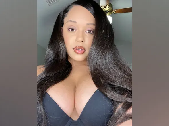 OnlyFans cuenta serenity011 header 2