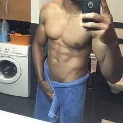 OnlyFans cuenta hot_black avatar 1