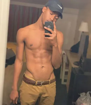 OnlyFans cuenta zekecrews avatar 1