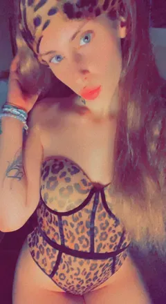 OnlyFans cuenta theyylovecait avatar 1