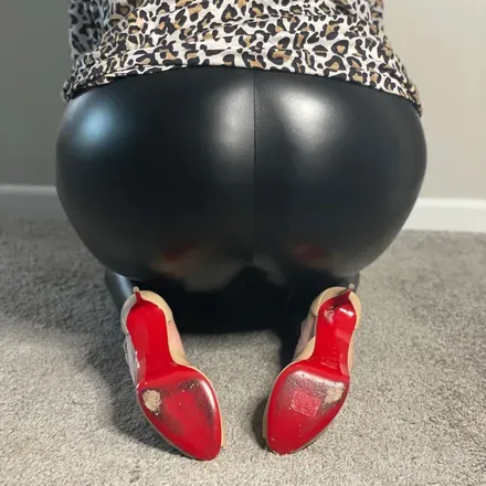 OnlyFans cuenta designershoesobsessed avatar 1