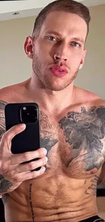 OnlyFans cuenta alexandre_belmont header 2