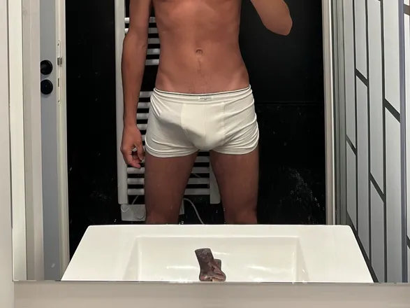 OnlyFans cuenta just1human header 2