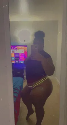 OnlyFans cuenta queenchocolat3 avatar 1