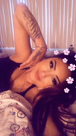 OnlyFans cuenta minatwenty6 header 2