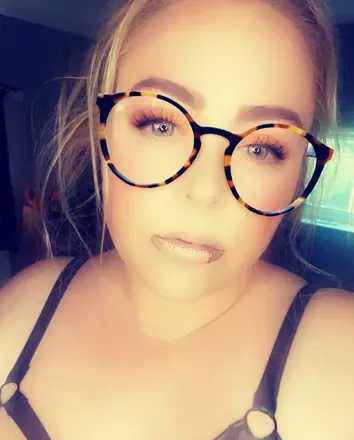 OnlyFans cuenta zaraclark91 avatar 1