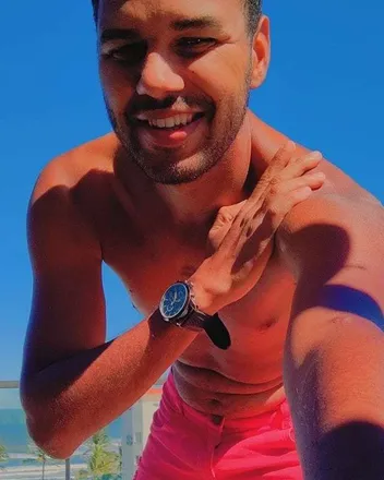 OnlyFans cuenta moreno21cm12 header 2