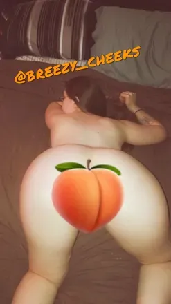 OnlyFans cuenta breezy_cheeks avatar 1