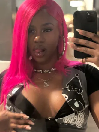 OnlyFans cuenta pinkyzdiary header 2