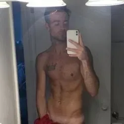 OnlyFans cuenta lookatlouis avatar 1