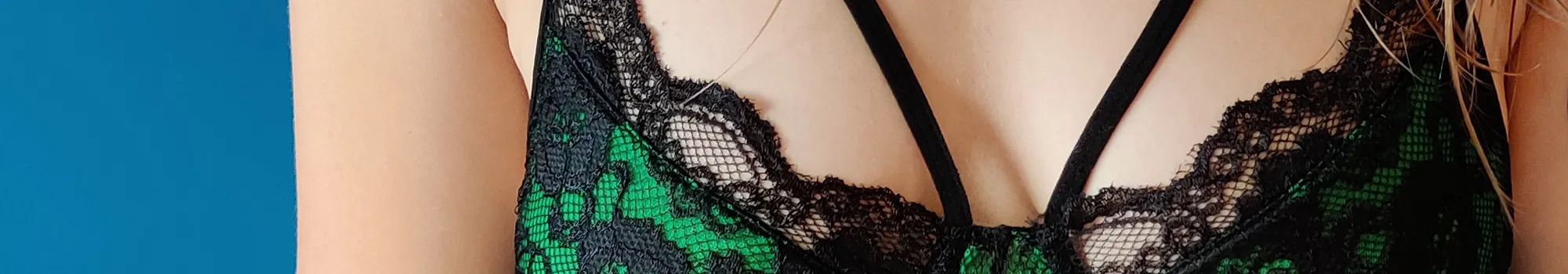 OnlyFans cuenta purpleflowerke header 2