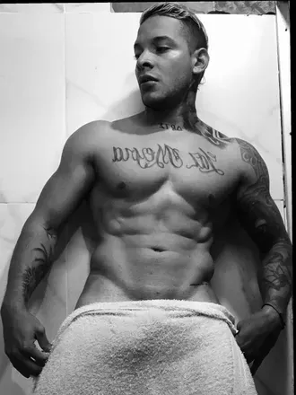 OnlyFans cuenta moree94 avatar 1