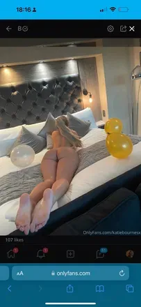 OnlyFans cuenta katiebournesx header 2