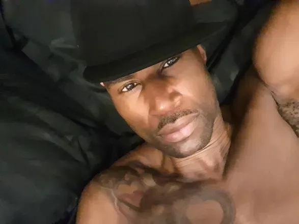 OnlyFans account  datewithn avatar 1