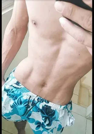 OnlyFans cuenta luigyy09 header 2