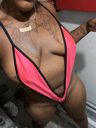 OnlyFans cuenta lexi_bleu header 2