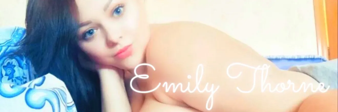OnlyFans cuenta emily_thorne_ header 2