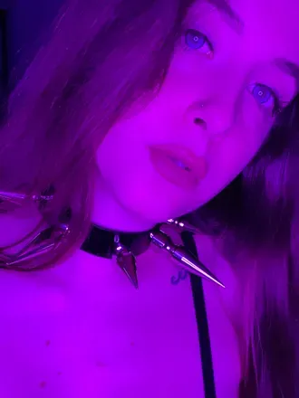 OnlyFans account  d4rcy avatar 1