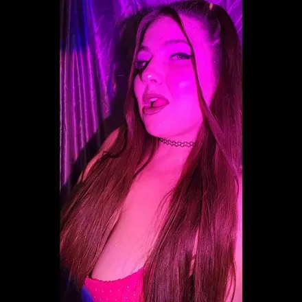OnlyFans cuenta theroyalbee avatar 1