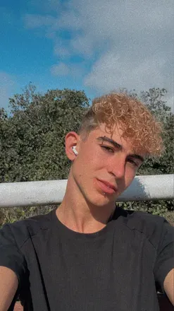 OnlyFans cuenta alexx_twinx avatar 1