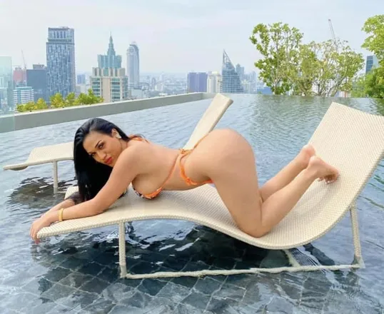 OnlyFans cuenta alicecatwalkk header 2