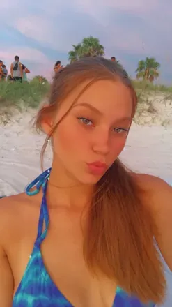OnlyFans cuenta prettyfeetdesi avatar 1