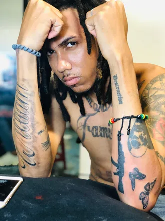 OnlyFans cuenta arielmateo0521 header 2