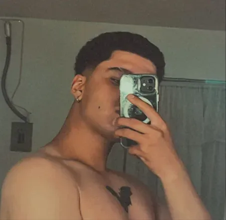 OnlyFans cuenta yungsxm96 avatar 1