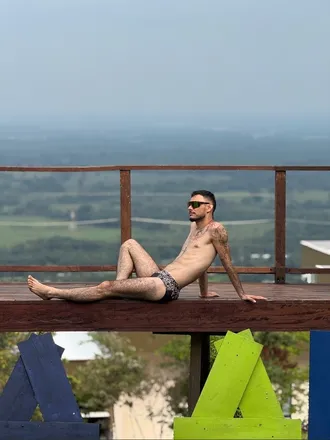 OnlyFans cuenta king_liam03 header 2