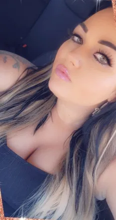 OnlyFans cuenta u225860105 header 2