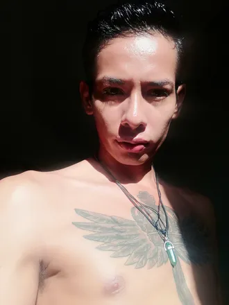 OnlyFans cuenta creyes.cr header 2