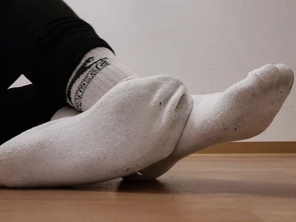 OnlyFans account  love_feet4200 header 2