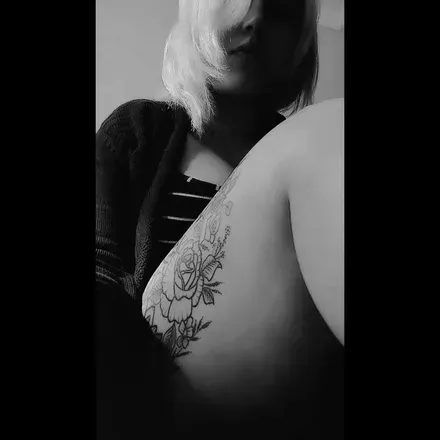 OnlyFans account  caprichitoo avatar 1