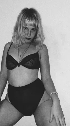 OnlyFans cuenta mistykh avatar 1