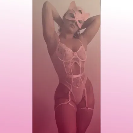 OnlyFans account  violetskywalker avatar 1