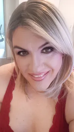 OnlyFans cuenta celeste-shemale avatar 1