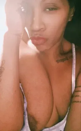 OnlyFans cuenta chillinwithlove avatar 1