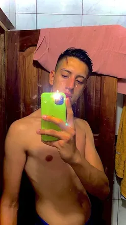 OnlyFans cuenta ferdeolivera19 avatar 1