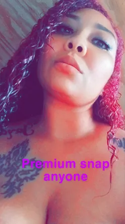 OnlyFans cuenta queenhundo header 2