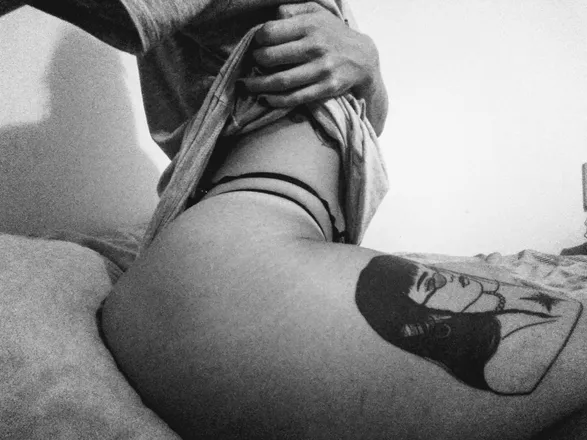 OnlyFans cuenta lilbabygirl0 avatar 1