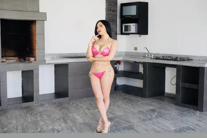 OnlyFans account  rox_mar avatar 1